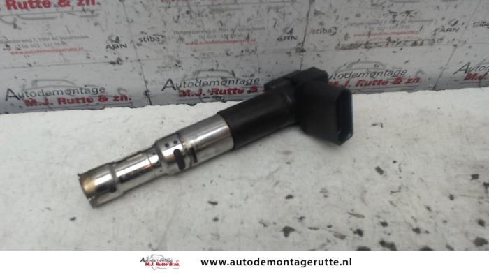 Usagé Broche bobine Volkswagen Passat (3B3) 2.3 V5 20V Prix € 15,00 Règlement à la marge proposé par Autodemontage M.J. Rutte B.V.