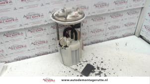 Gebrauchte Kraftstoffpumpe Elektrisch Lancia Musa 1.4 16V Preis auf Anfrage angeboten von Autodemontage M.J. Rutte B.V.
