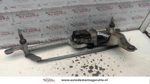 Usados Mecanismo y motor de limpiaparabrisas Lancia Musa 1.4 16V Precio de solicitud ofrecido por Autodemontage M.J. Rutte B.V.