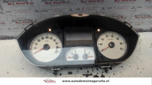 Usados Cuentakilómetros Lancia Musa 1.4 16V Precio de solicitud ofrecido por Autodemontage M.J. Rutte B.V.