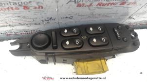 Usados Interruptor combinado de ventanillas Jaguar S-type (X200) 3.0 V6 24V Precio de solicitud ofrecido por Autodemontage M.J. Rutte B.V.