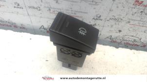 Used Fog light switch Hyundai Terracan 2.9 CRDi 16V Price on request offered by Autodemontage M.J. Rutte B.V.