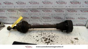 Used Drive shaft, rear right Seat Leon (1M1) 1.8 20V Turbo 4 Price on request offered by Autodemontage M.J. Rutte B.V.