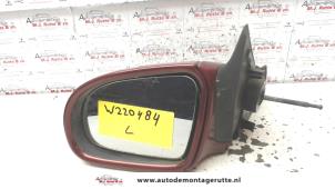 Gebrauchte Außenspiegel links Opel Corsa B (73/78/79) 1.4i Preis auf Anfrage angeboten von Autodemontage M.J. Rutte B.V.