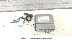 Usados Cerradura de contacto y ordenador Opel Astra G (F08/48) 1.6 Precio de solicitud ofrecido por Autodemontage M.J. Rutte B.V.