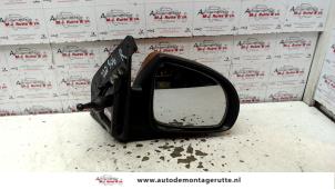 Used Wing mirror, right Kia Picanto (BA) 1.1 12V Price on request offered by Autodemontage M.J. Rutte B.V.