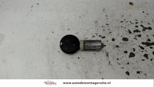 Used Ignition lock + key Smart City-Coupé 0.6 Turbo i.c. Smart&Pulse Price on request offered by Autodemontage M.J. Rutte B.V.