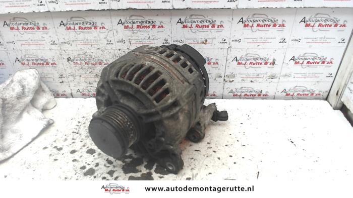 Używane Pradnica Seat Leon (1M1) 1.8 20V Turbo 4 Cena na żądanie oferowane przez Autodemontage M.J. Rutte B.V.