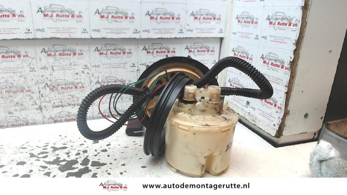 Electric fuel pump from a Ford Focus 1 Wagon 2.0 16V 1999