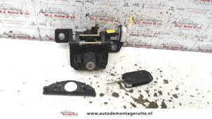 Used Rear lock cylinder Mercedes A (W168) 1.4 A-140 Price on request offered by Autodemontage M.J. Rutte B.V.