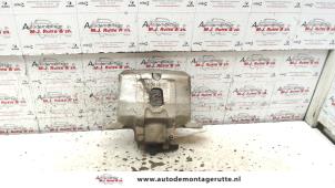 Used Front brake calliper, right Mitsubishi Lancer Wagon (CS) 1.6 16V Price on request offered by Autodemontage M.J. Rutte B.V.
