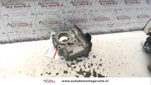 Used Throttle body Renault Clio III Estate/Grandtour (KR) 1.2 16V TCE 100 Price € 50,00 Margin scheme offered by Autodemontage M.J. Rutte B.V.
