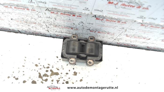 Gebrauchte Zündspule Renault Clio III Estate/Grandtour (KR) 1.2 16V TCE 100 Preis auf Anfrage angeboten von Autodemontage M.J. Rutte B.V.