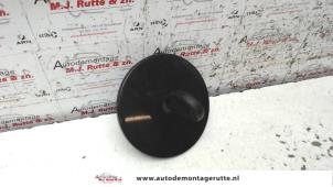 Used Fuel cap Citroen Saxo 1.1i X,SX Price on request offered by Autodemontage M.J. Rutte B.V.