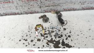 Used Door lock cylinder, left Daihatsu Cuore (L251/271/276) 1.0 12V Price on request offered by Autodemontage M.J. Rutte B.V.
