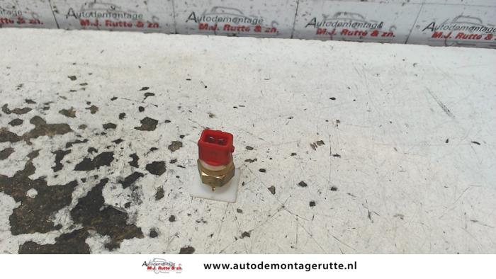 Used Engine temperature sensor Landrover Range Rover III (LM) 2.9 TD6 24V Price on request offered by Autodemontage M.J. Rutte B.V.