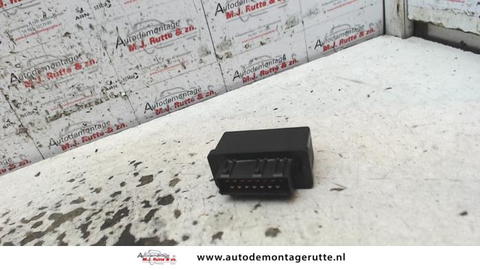 Usados Módulo LPI Citroen Xsara Coupé (N0) 1.8i VTR,Exclusive 16V Precio de solicitud ofrecido por Autodemontage M.J. Rutte B.V.