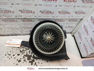 Usagé Moteur de ventilation chauffage Skoda Fabia (6Y5) 1.4i 16V Prix sur demande proposé par Autodemontage M.J. Rutte B.V.