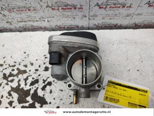 Used Throttle body Renault Megane II CC (EM) 2.0 16V Price on request offered by Autodemontage M.J. Rutte B.V.