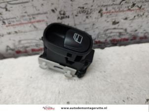 Used Electric window switch Mercedes CLK (W209) 1.8 200 K 16V Price on request offered by Autodemontage M.J. Rutte B.V.