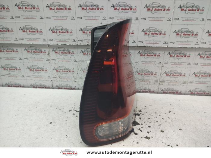 Taillight, left from a BMW 3 serie Compact (E46/5) 316ti 16V 2003