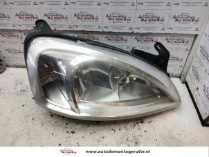 Used Headlight, right Opel Corsa C (F08/68) 1.2 16V Twin Port Price on request offered by Autodemontage M.J. Rutte B.V.