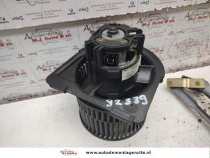 Używane Silnik wentylatora nagrzewnicy Opel Vectra B (36) 1.6 16V Ecotec Cena na żądanie oferowane przez Autodemontage M.J. Rutte B.V.
