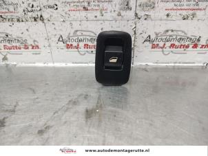 Used Electric window switch Peugeot 307 CC (3B) 2.0 16V Price on request offered by Autodemontage M.J. Rutte B.V.
