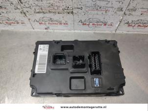 Used Towbar module Citroen C5 II Break (RE) 1.8 16V Price on request offered by Autodemontage M.J. Rutte B.V.