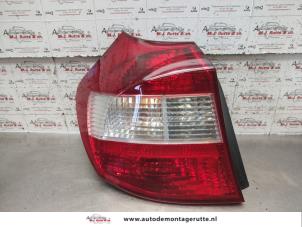 Used Taillight, left BMW 1 serie (E87/87N) 120d 16V Price on request offered by Autodemontage M.J. Rutte B.V.