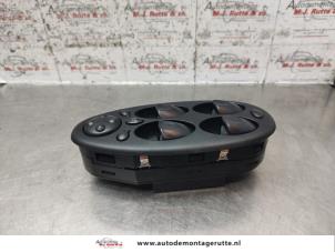 Used Multi-functional window switch Rover 75 2.5 V6 24V Price on request offered by Autodemontage M.J. Rutte B.V.