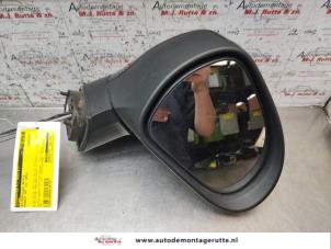 Gebrauchte Außenspiegel rechts Peugeot 207/207+ (WA/WC/WM) 1.4 16V Preis auf Anfrage angeboten von Autodemontage M.J. Rutte B.V.
