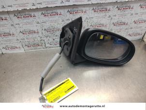Used Wing mirror, right Nissan Almera Tino (V10M) 1.8 16V Price on request offered by Autodemontage M.J. Rutte B.V.