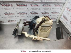 Used Electric fuel pump Volkswagen Passat (35I) 2.0i CL,GL,GT Price on request offered by Autodemontage M.J. Rutte B.V.