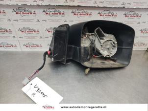 Used Wing mirror, right Landrover Discovery III (LAA/TAA) 2.7 TD V6 Van Price on request offered by Autodemontage M.J. Rutte B.V.