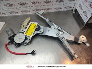 Used Window mechanism 4-door, front right Subaru Impreza II Plus (GG) 1.6 16V TS 4x4 Price on request offered by Autodemontage M.J. Rutte B.V.