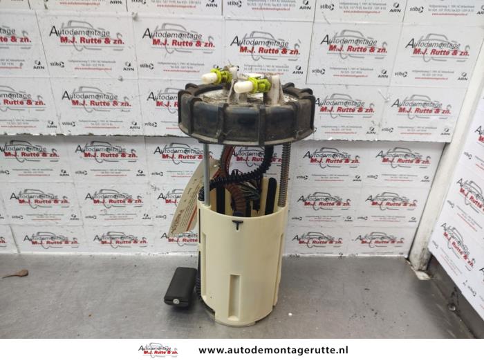 Usagé Pompe à carburant Honda Accord (CH) 1.8i 16V S,LS Prix sur demande proposé par Autodemontage M.J. Rutte B.V.