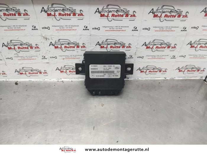 Begagnade PDC-modul Toyota Avensis (T22) 1.8 16V VVT-i Pris på förfrågan erbjuds av Autodemontage M.J. Rutte B.V.