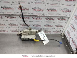 Used Rear door mechanism 4-door, right Fiat Scudo (270) 2.0 D Multijet Price on request offered by Autodemontage M.J. Rutte B.V.