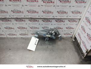 Used Rear wiper motor Opel Agila (B) 1.0 12V Price € 35,00 Margin scheme offered by Autodemontage M.J. Rutte B.V.