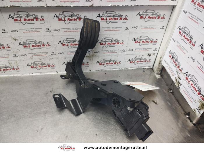 Gebrauchte Gaspedal Fiat Scudo (270) 2.0 D Multijet Preis auf Anfrage angeboten von Autodemontage M.J. Rutte B.V.
