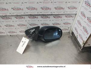 Used Wing mirror, right Peugeot 406 (8B) 1.8 S,SL,ST,STX 16V Price on request offered by Autodemontage M.J. Rutte B.V.