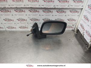 Used Wing mirror, right Toyota Starlet (EP9) 1.3,XLi,GLi 16V Price on request offered by Autodemontage M.J. Rutte B.V.