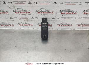 Used Glow plug relay Seat Ibiza IV SC (6J1) 1.2 TDI Ecomotive Price on request offered by Autodemontage M.J. Rutte B.V.