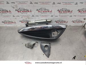 Used Handle Alfa Romeo 159 (939AX) 1.9 JTDm 16V Price on request offered by Autodemontage M.J. Rutte B.V.