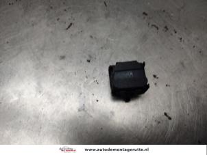 Used Electric window switch Volkswagen Golf III Cabrio (1E) 1.8 Price on request offered by Autodemontage M.J. Rutte B.V.