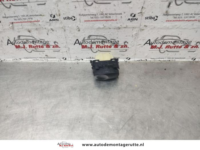 Używane Sterowanie dachu cabrio Smart Cabrio 0.6 Turbo i.c. Cena na żądanie oferowane przez Autodemontage M.J. Rutte B.V.