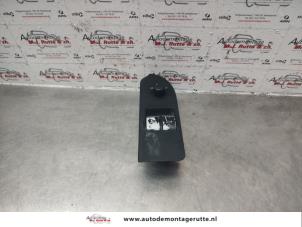 Used Electric window switch Audi A2 (8Z0) 1.4 16V Price on request offered by Autodemontage M.J. Rutte B.V.
