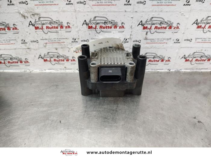 Usagé Bobine Volkswagen Polo III (6N2) 1.4 16V 100 Prix sur demande proposé par Autodemontage M.J. Rutte B.V.