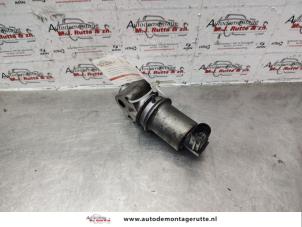 Used EGR valve Volkswagen Polo III (6N2) 1.4 16V 100 Price on request offered by Autodemontage M.J. Rutte B.V.